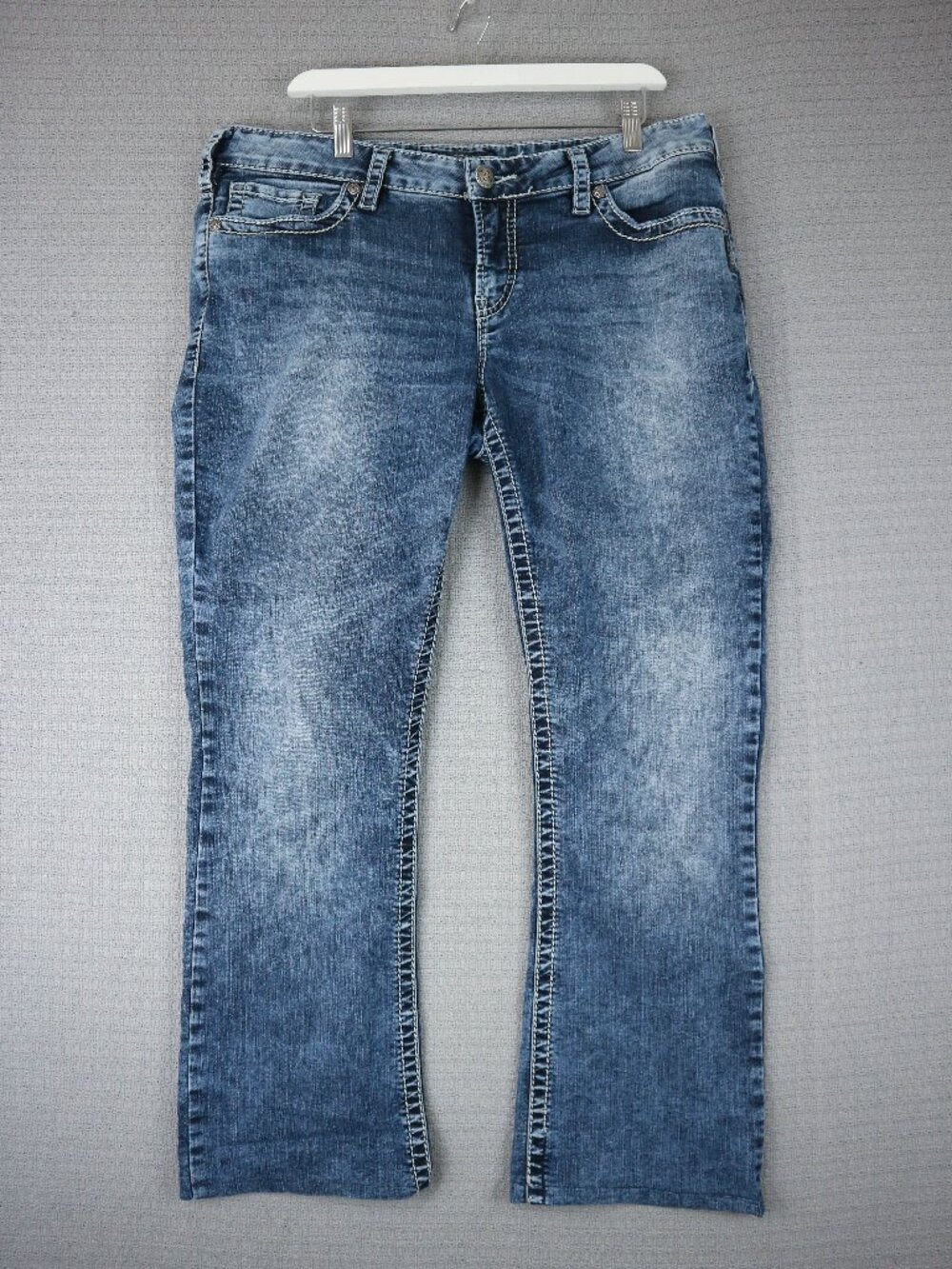 Silver Jeans Co Aiko Bootcut Denim Jeans Size 16 - 37x28 (Hemmed)